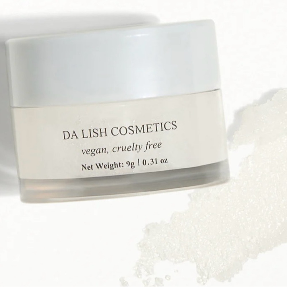 da lish Lip Scrub